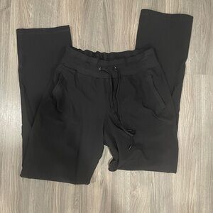 Kirkland women’s woven pant